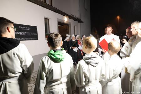 Blagoslov spominske plošče Francu Mihaelu Paglovcu in Ignaciju Škodi (14)